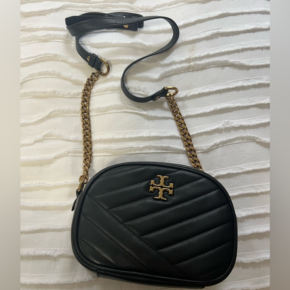 Brand new Tory Burch small Kira chevron camera bag